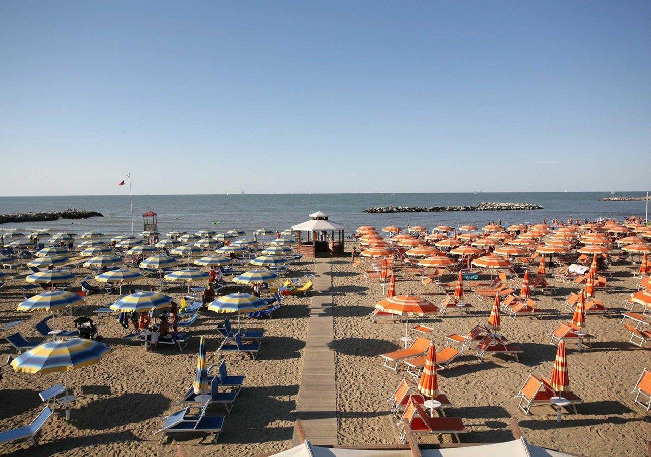 Hotel Savini Rimini Exterior foto