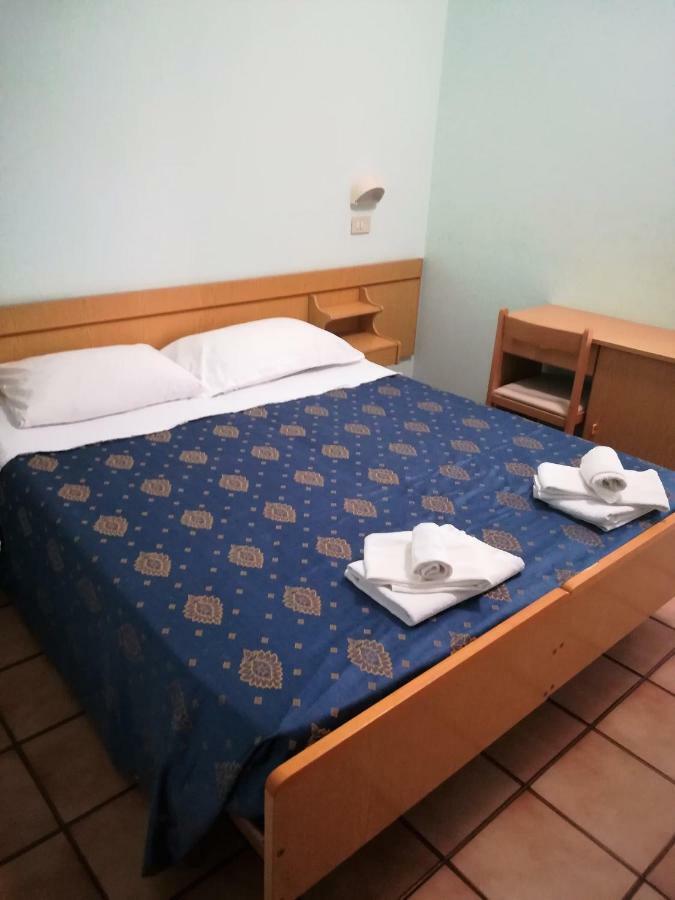 Hotel Savini Rimini Exterior foto